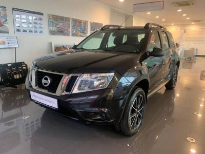 Nissan Terrano III (D10)