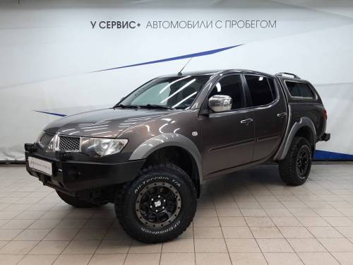Mitsubishi L200 IV