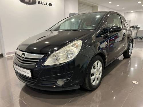 Черный Opel Corsa D