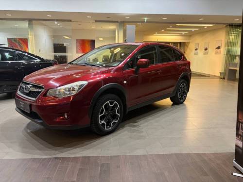 Красный Subaru XV I