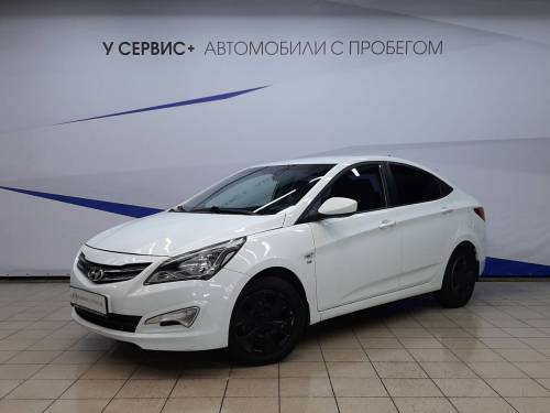 Белый Hyundai Solaris I Рестайлинг