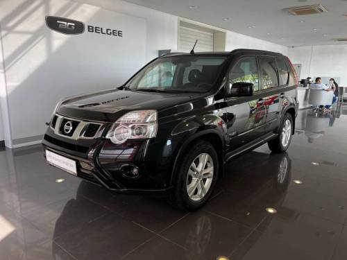 Черный Nissan X-Trail II Рестайлинг