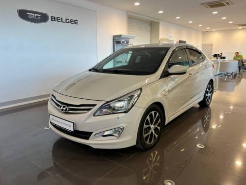 Бежевый Hyundai Solaris I Рестайлинг