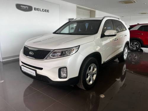 Белый Kia Sorento II Рестайлинг