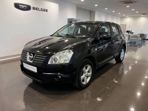 Черный Nissan Qashqai I