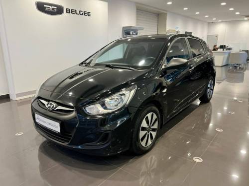 Черный Hyundai Solaris I