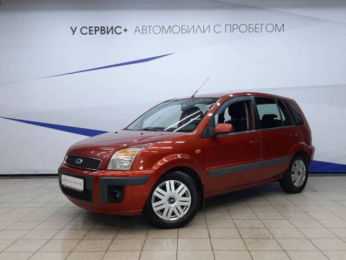 Красный Ford Fusion I Рестайлинг