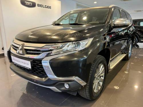 Черный Mitsubishi Pajero Sport III