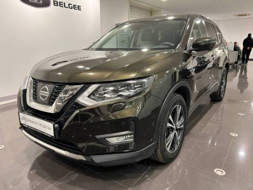 Зеленый Nissan X-Trail III Рестайлинг