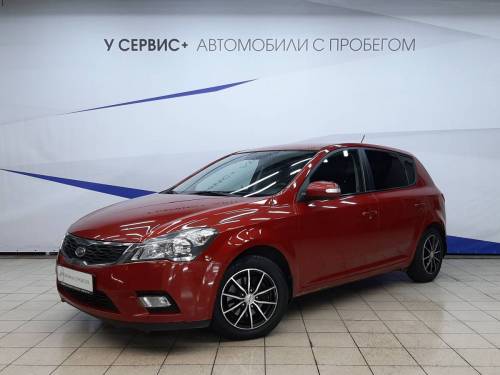 Красный Kia Ceed I Рестайлинг