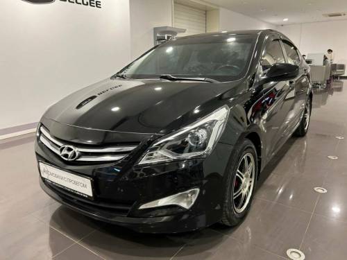 Черный Hyundai Solaris I Рестайлинг
