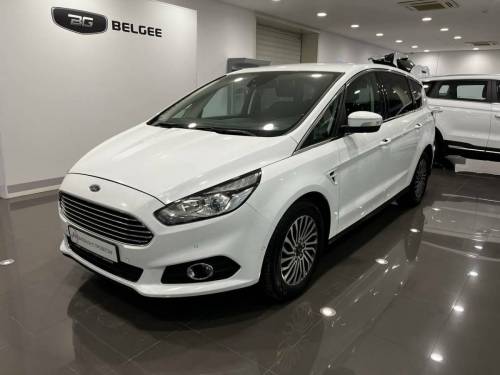 Белый Ford S-MAX II