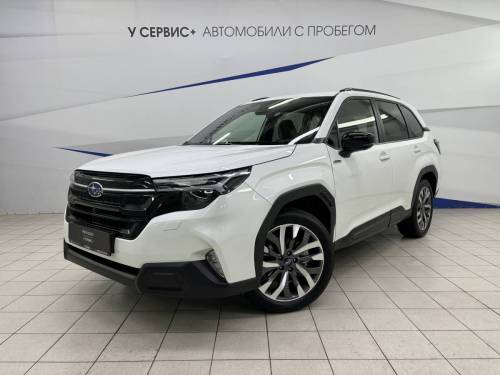 Белый Subaru Forester V Рестайлинг
