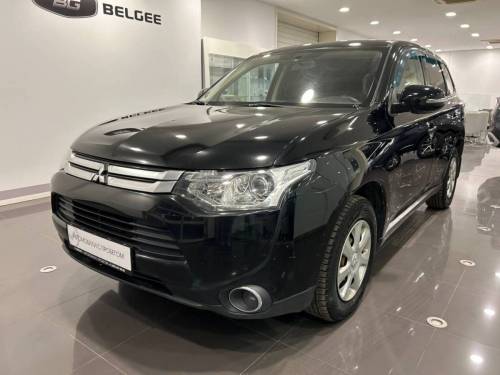 Черный Mitsubishi Outlander III Рестайлинг