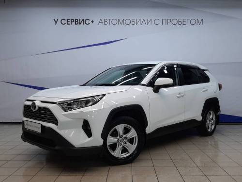 Белый Toyota RAV4 V (XA50)