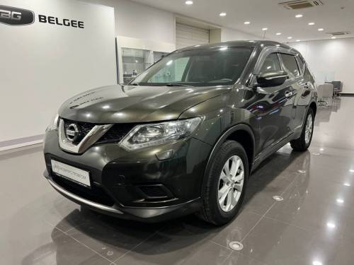 Коричневый Nissan X-Trail III