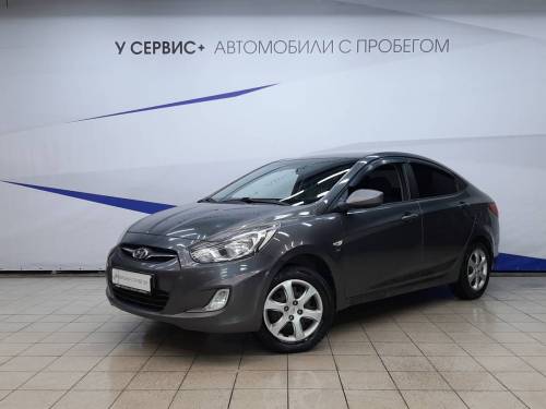 Серый Hyundai Solaris I
