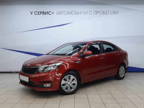 Красный Kia Rio III Рестайлинг