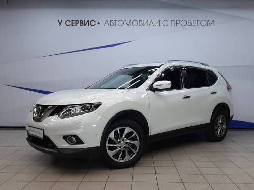 Белый Nissan X-Trail III