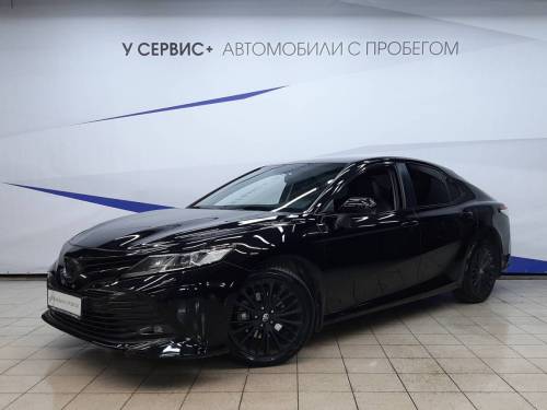 Черный Toyota Camry VIII (XV70)