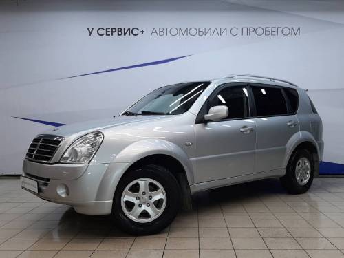 Серебряный SsangYong Rexton II