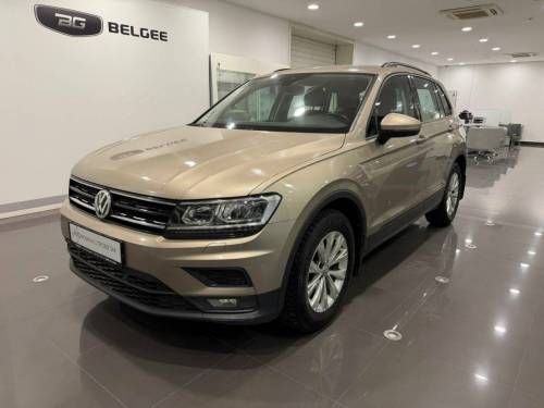 Бежевый Volkswagen Tiguan II
