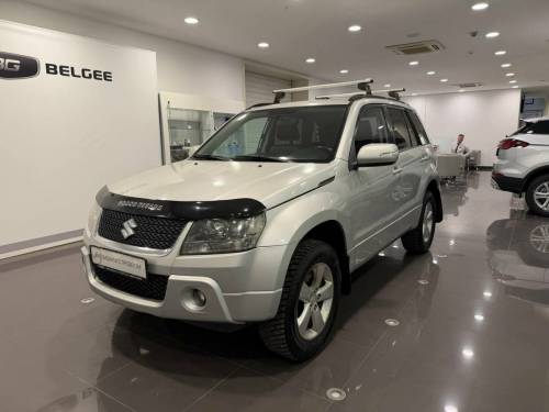 Серый Suzuki Grand Vitara II Рестайлинг