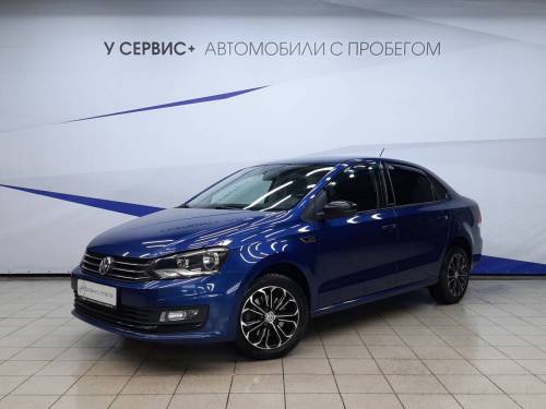 Синий Volkswagen Polo V Рестайлинг