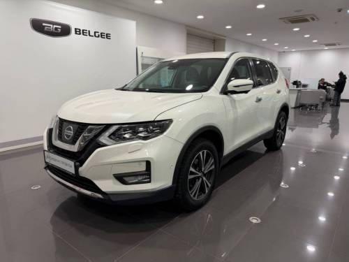 Белый Nissan X-Trail III Рестайлинг