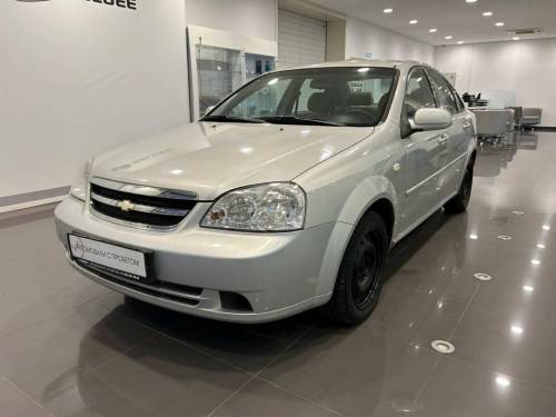Серебряный Chevrolet Lacetti I