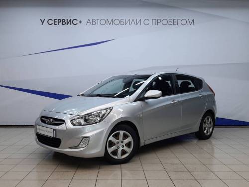 Серый Hyundai Solaris I