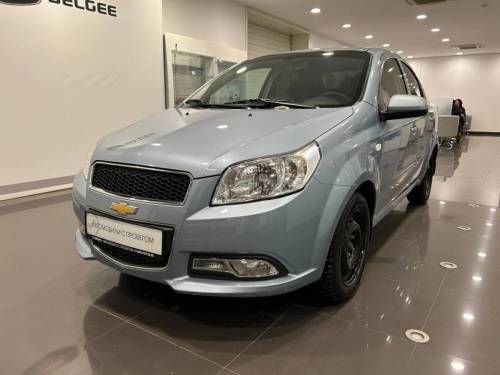 Голубой Chevrolet Nexia I