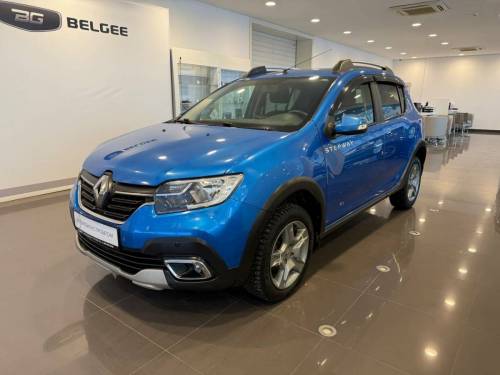 Синий Renault Sandero II Рестайлинг