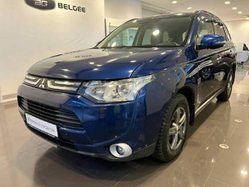 Синий Mitsubishi Outlander III