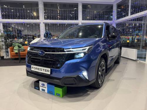 Синий Subaru Forester VI