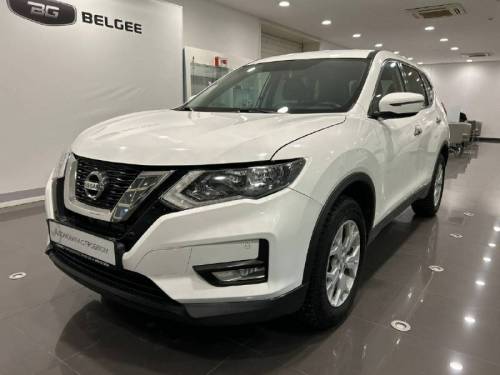 Белый Nissan X-Trail III Рестайлинг