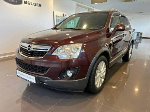 Красный Opel Antara I Рестайлинг