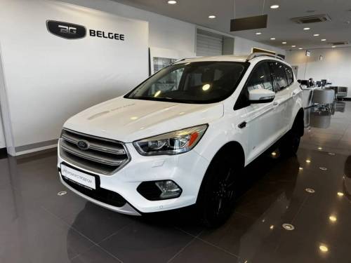 Белый Ford Kuga II Рестайлинг