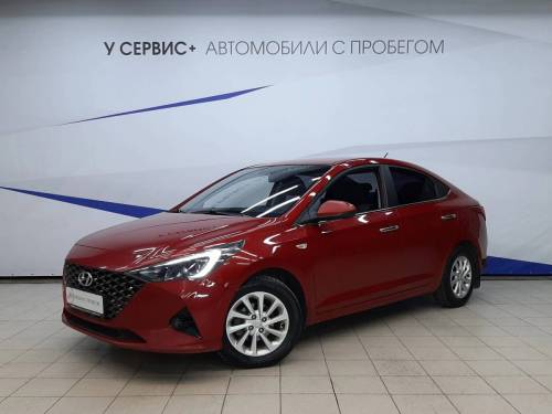 Красный Hyundai Solaris II Рестайлинг