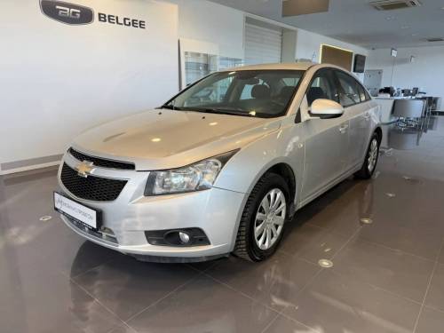 Серый Chevrolet Cruze I