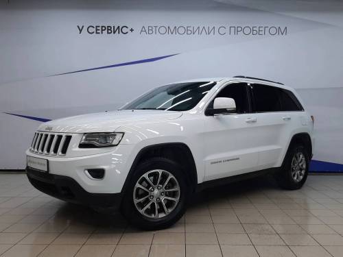 Белый Jeep Grand Cherokee IV (WK2) Рестайлинг