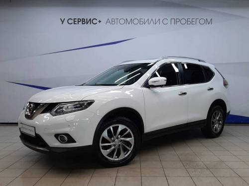 Белый Nissan X-Trail III