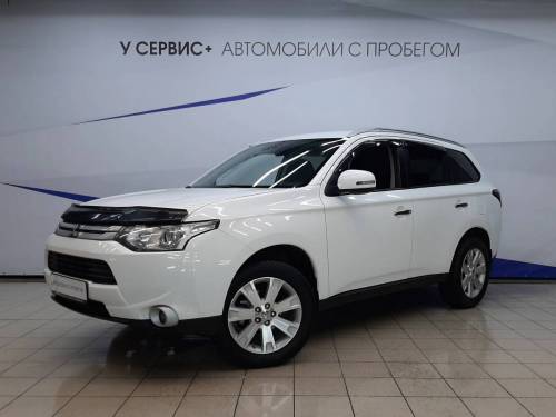 Белый Mitsubishi Outlander III