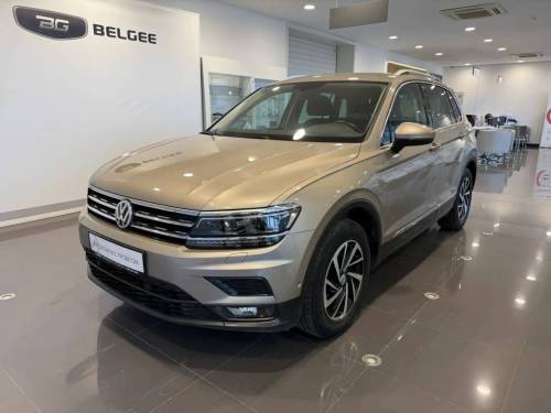 Бежевый Volkswagen Tiguan II