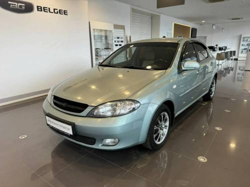 Зеленый Chevrolet Lacetti I