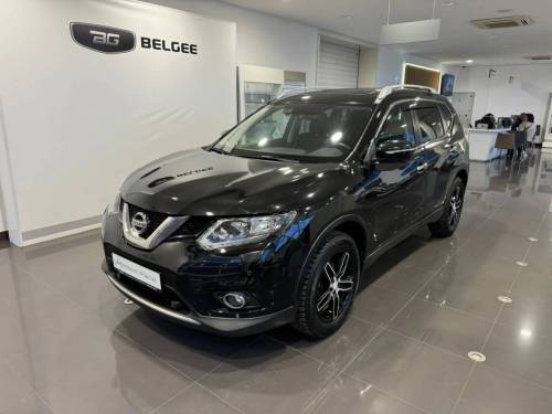 Черный Nissan X-Trail III