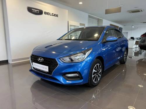 Синий Hyundai Solaris II