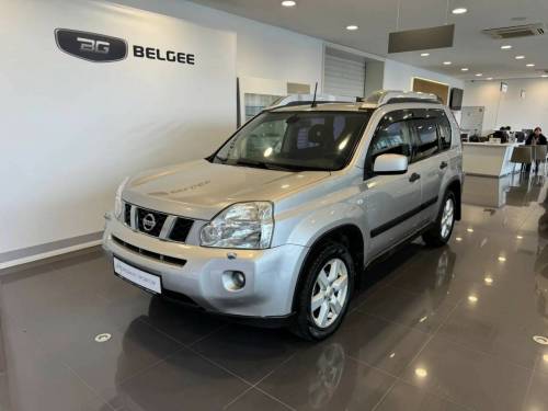 Серый Nissan X-Trail II