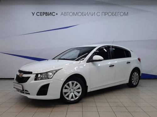 Белый Chevrolet Cruze I Рестайлинг