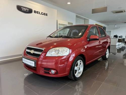 Красный Chevrolet Aveo I Рестайлинг